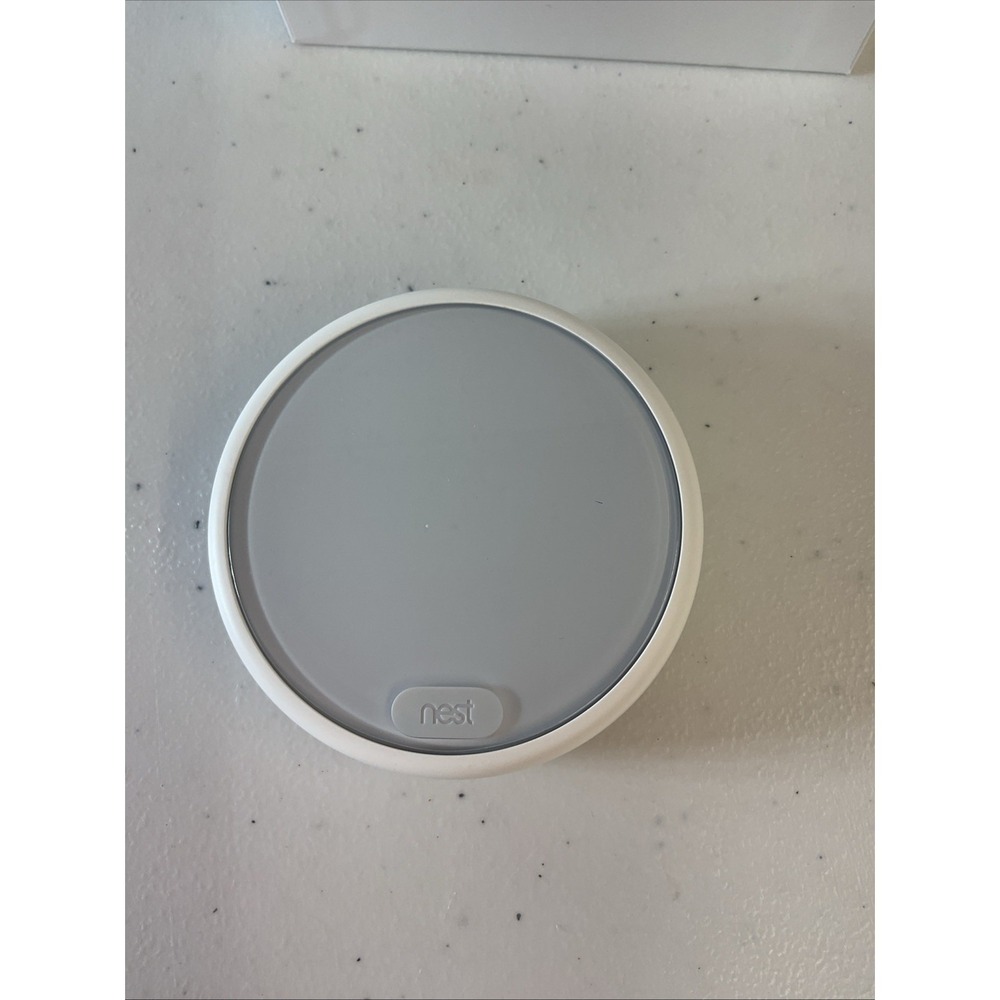 Google Nest Thermostat E A0063 Programable  Smart Thermostat Used